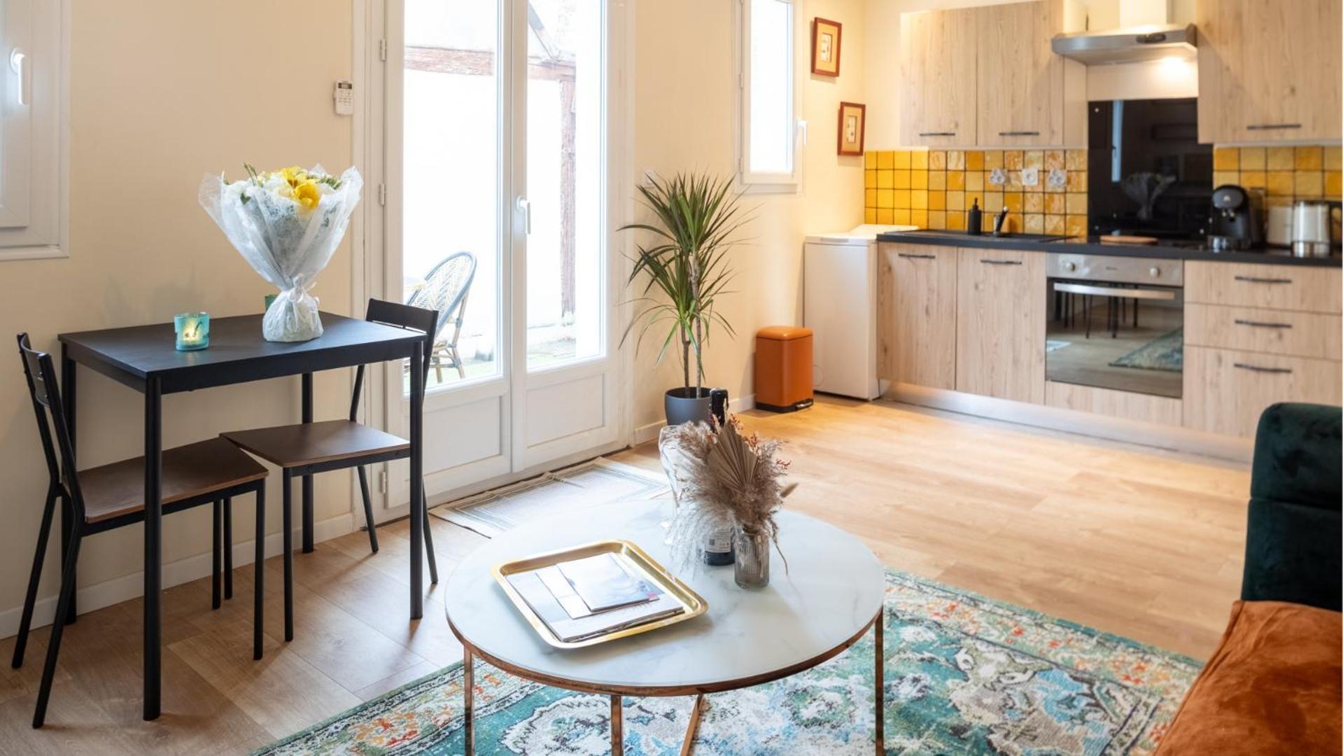 Appartement Champagne En Terrasse - Elegant Et Discret à Troyes Extérieur photo